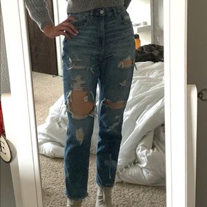 American Eagle Curvy Mom Jean
